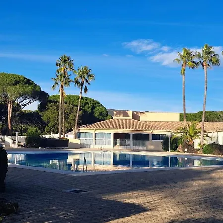 Renovated With Pool And Golf Course